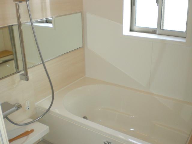 Bathroom. Interior North Building
