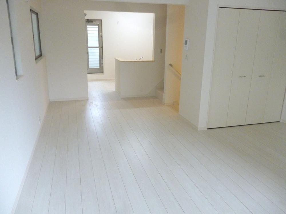 Living. Living stairs is the LDK spacious 19.7 Pledge of charm