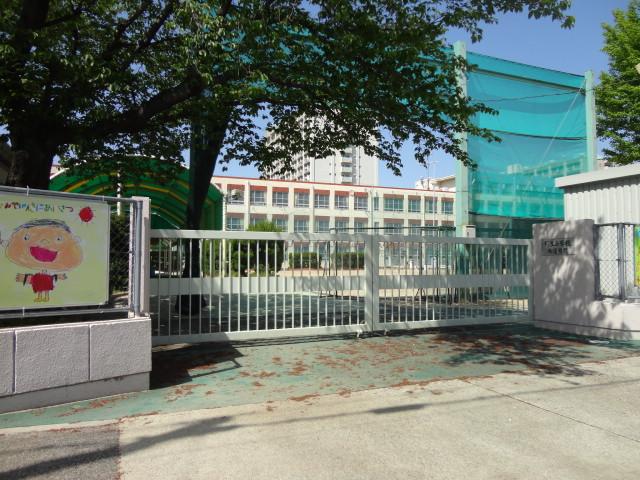 Primary school. Ino elementary school