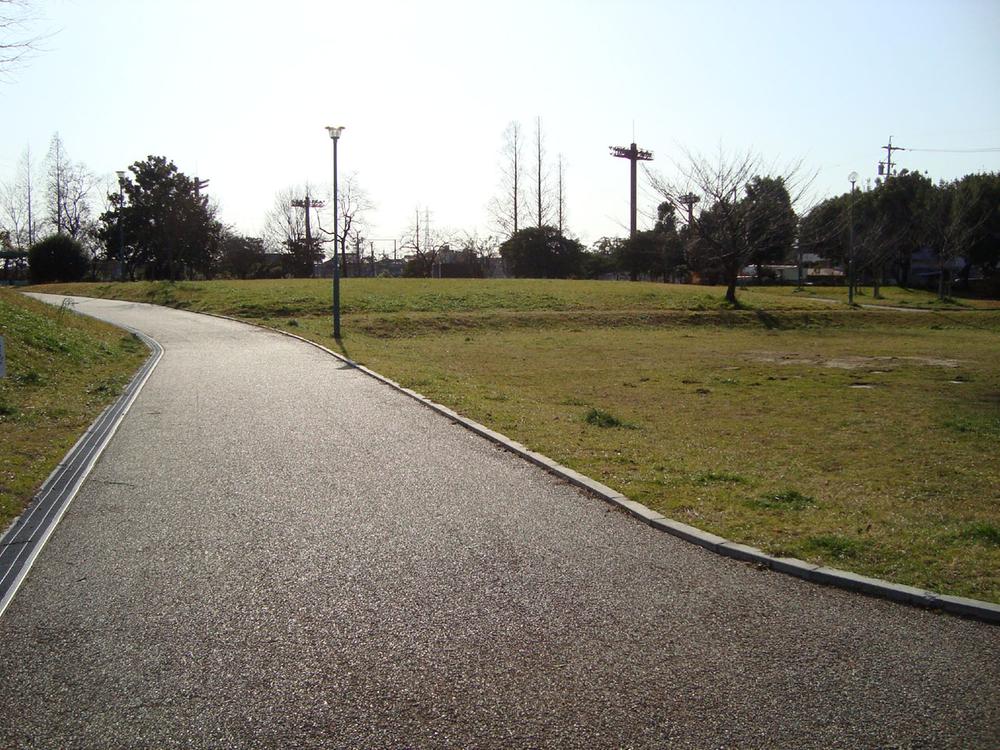 park. Araiseki parkland up to 40m