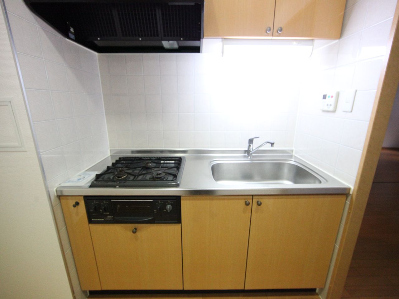 Kitchen. System kitchen 2 lot gas stoves With grill