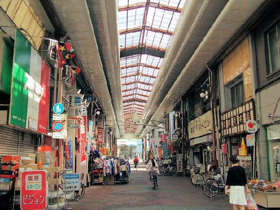 Other. 1000m until Endonji shopping street (Other)