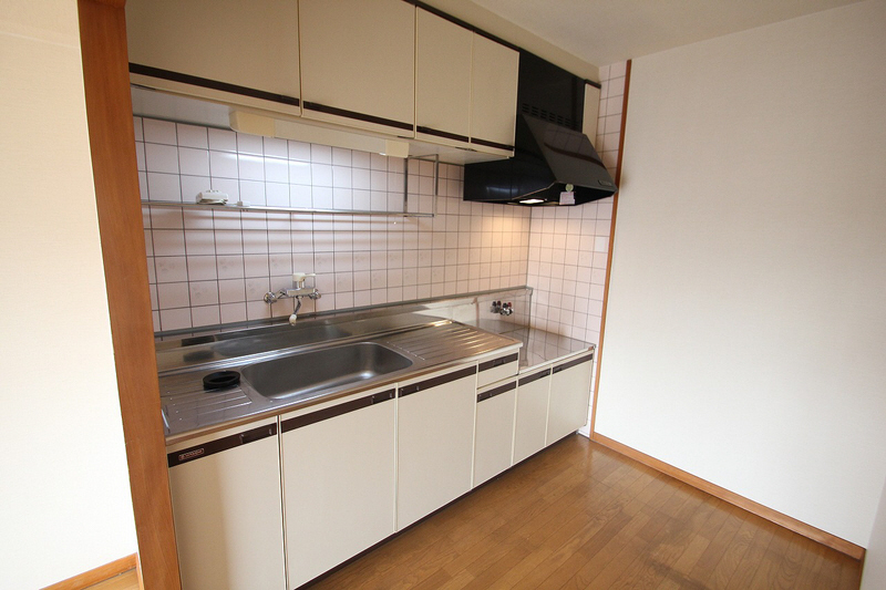 Kitchen. There is cooking space is firmly.