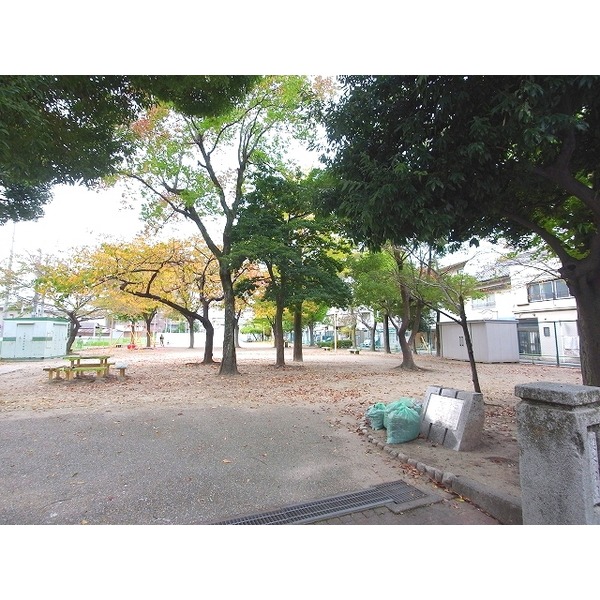 park. 40m to Sakuragi Park (park)