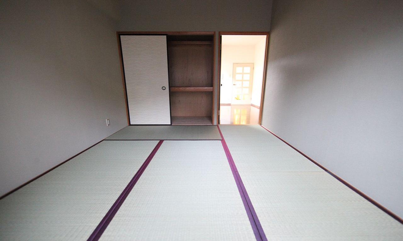 Other room space. Japanese-style room 6 quires storage enhancement