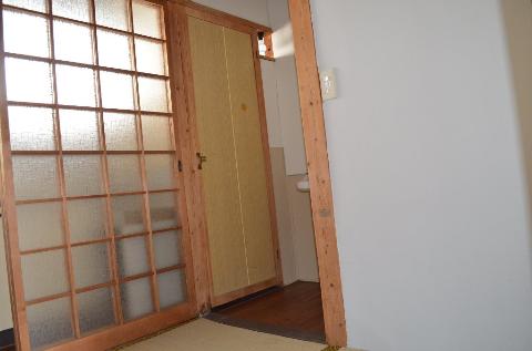 Other room space. Medium Japanese-style room