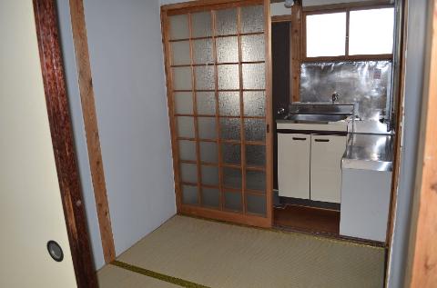 Other room space. Medium Japanese-style room