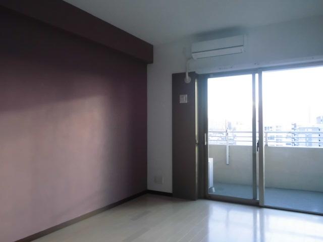 Non-living room. It is south of the Western-style lighting enters. Air conditioning is I yield if there is hope. (There is no performance guarantee. (December 2013) Shooting