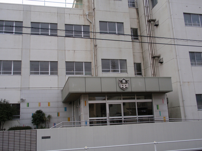 Junior high school. Yamadahigashi 709m until junior high school (junior high school)