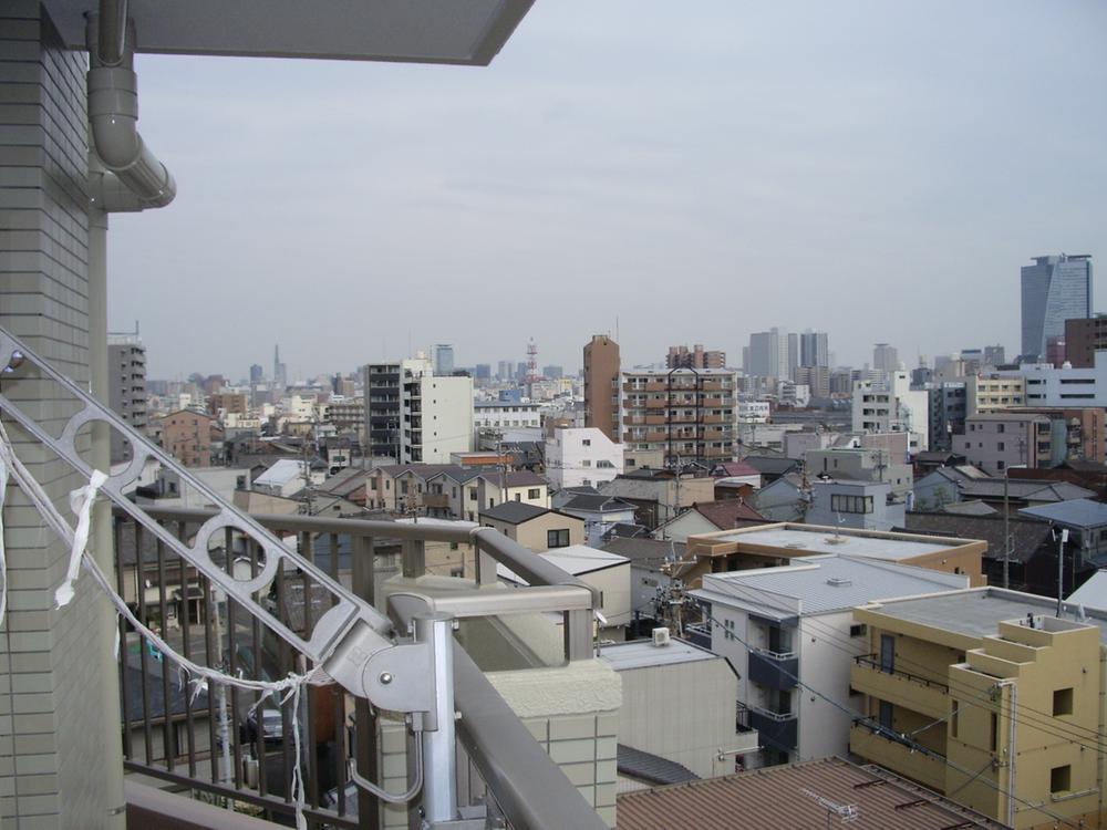 Local appearance photo. Local (11 May 2013) Shooting