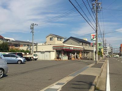 Convenience store. 122m to Seven-Eleven Nagoya Kiyosato shop