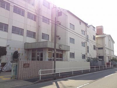 Junior high school. 1166m to Nagoya Municipal Yamadahigashi junior high school