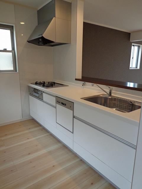Kitchen.  ※ Our construction cases Easy-to-use system Kitchen