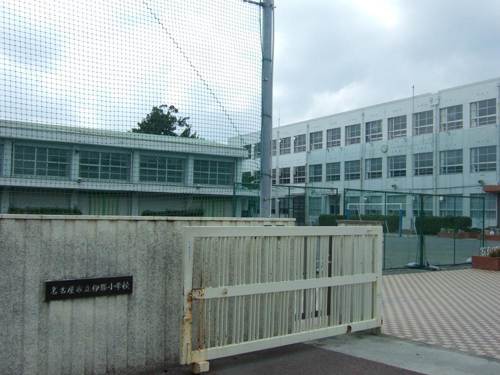 Primary school. Ikatsu until elementary school 10m