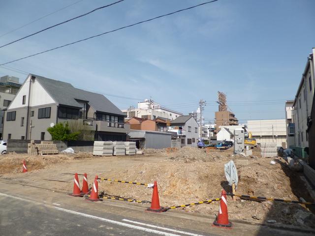 Other local. Vacant lot time 2013 April 4 shooting