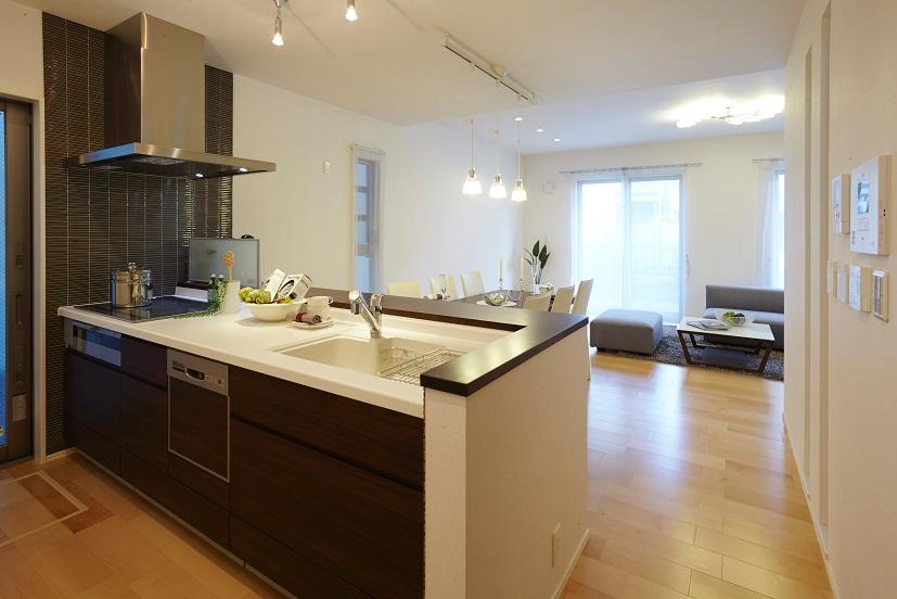 Kitchen. Building B Kitchen