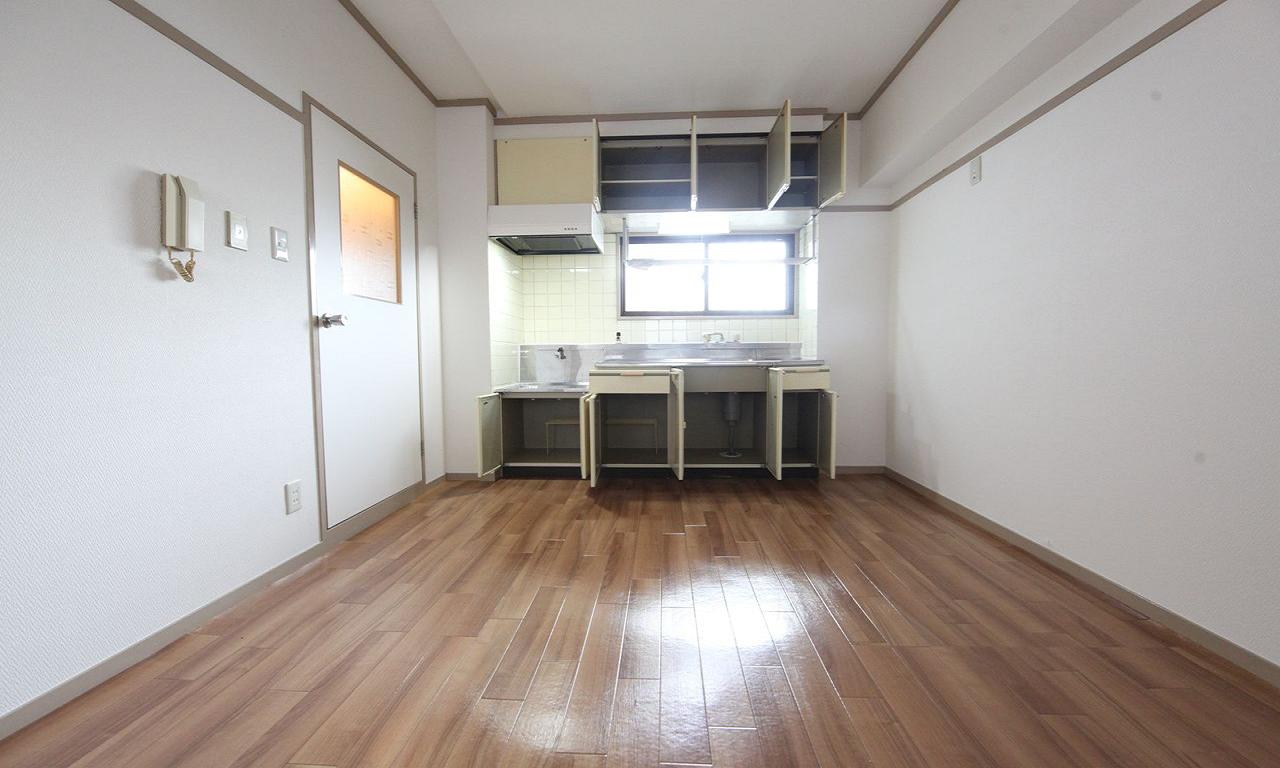 Living and room. Dining 6.5 Jomadozuke (ventilation good)