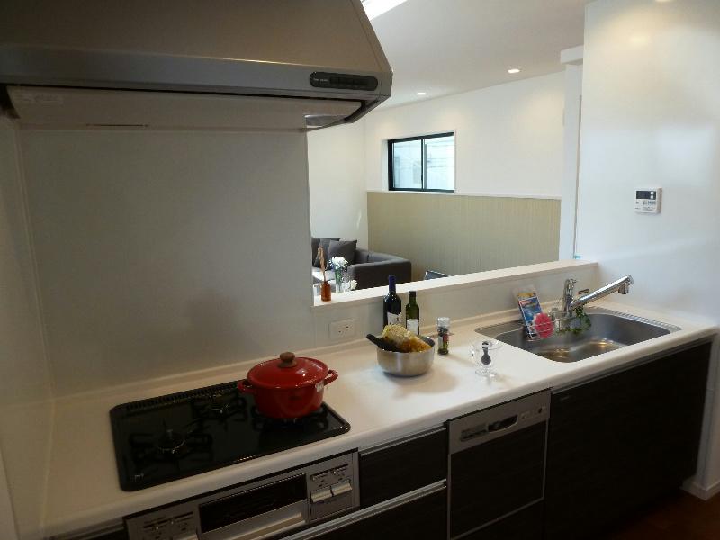 Kitchen. 12 / 10 local shooting