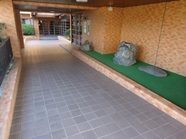 Entrance. A rock garden Entrance Hall.