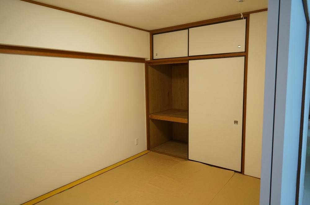 Non-living room.  ■ Japanese-style room 6 Pledge (December 2013 shooting)
