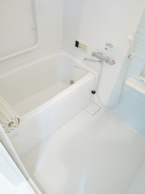 Bath. Bathroom (with Reheating function)