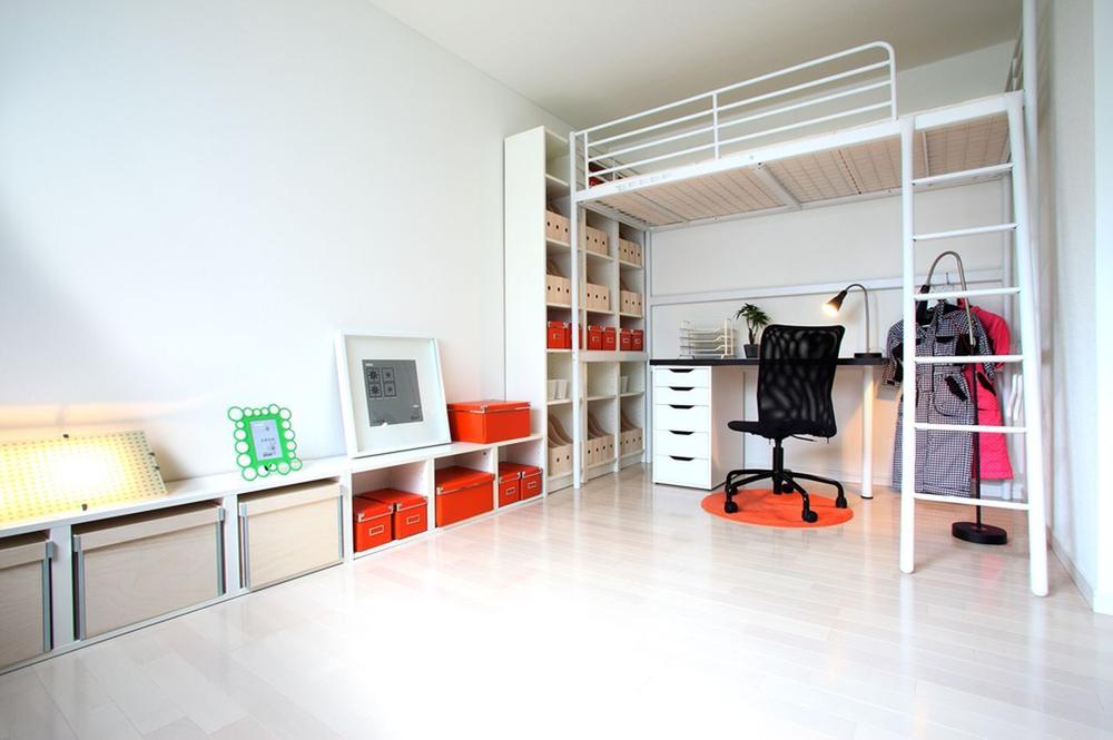 Same specifications photos (Other introspection)