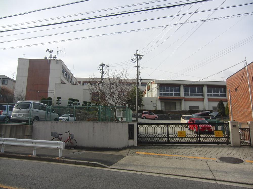 Primary school. 994m to Nagoya Municipal Takigawa Elementary School