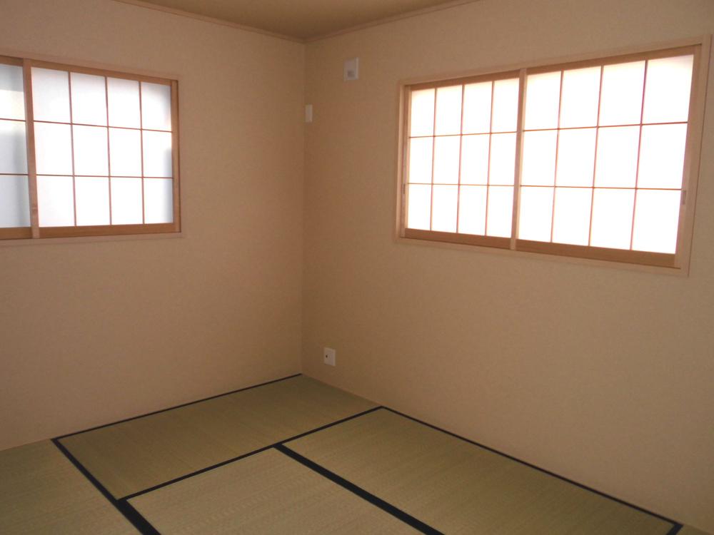 Non-living room. 1 Building (November 2013) Shooting