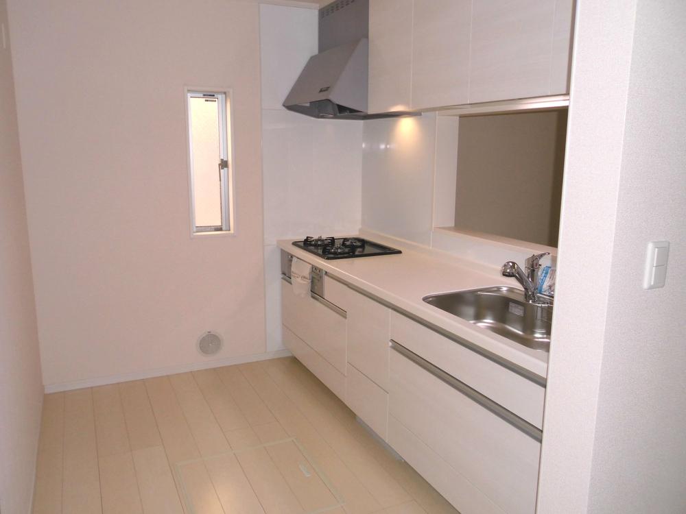 Kitchen. 1 Building (November 2013) Shooting