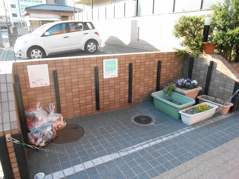 Other common areas. On-site waste storage