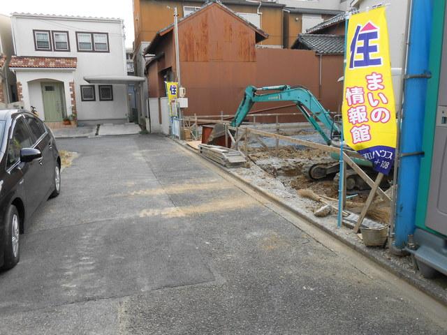 Local photos, including front road. Frontal road 2013 October 6, shooting