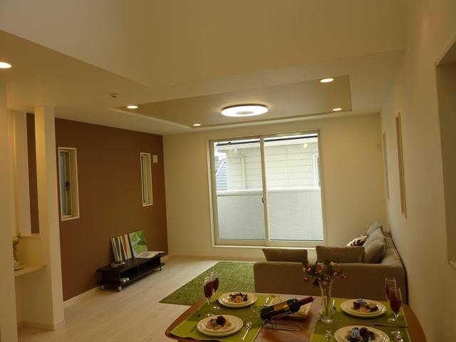 Other. It is the example of construction. It is different from the actual property. 