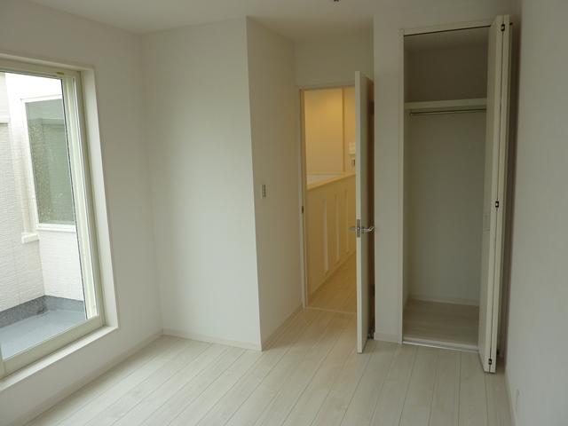 Other. It is the example of construction. It is different from the actual property. 