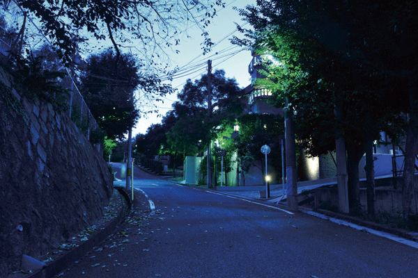 Surrounding environment. Takamine-cho neighborhood streets (8-minute walk ・ About 620m)