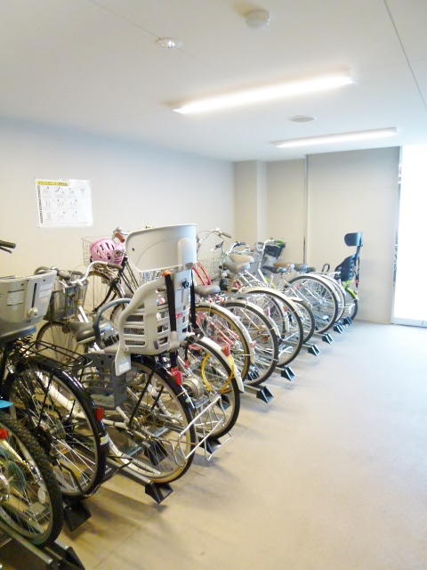 Other common areas.  ☆ Indoor bicycle parking lot ☆ 