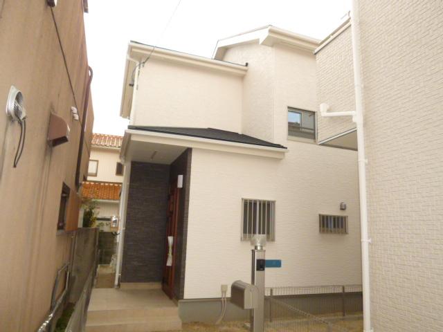 Local appearance photo. 2013 August 30, shooting