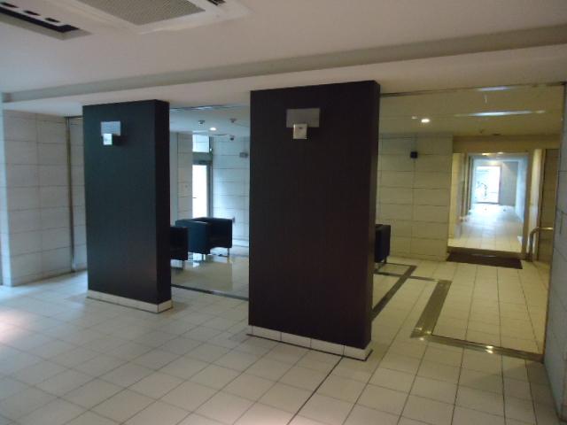lobby. Entrance hall.