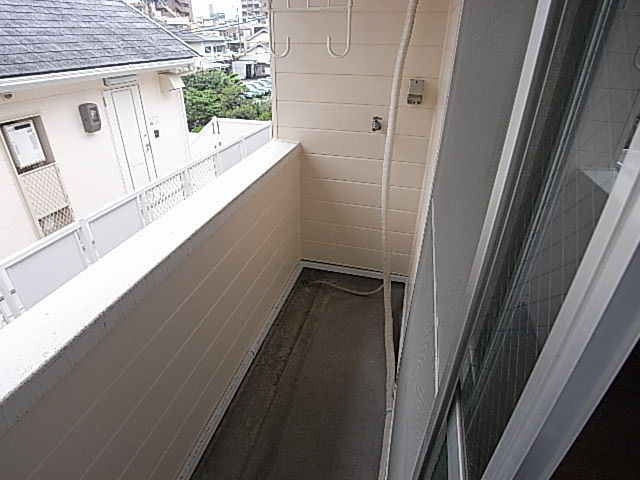 Balcony. Laundry storage facilities, It will be outside. 
