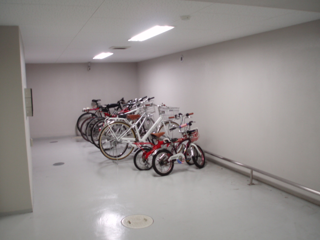 Other common areas. Covered indoor bicycle parking