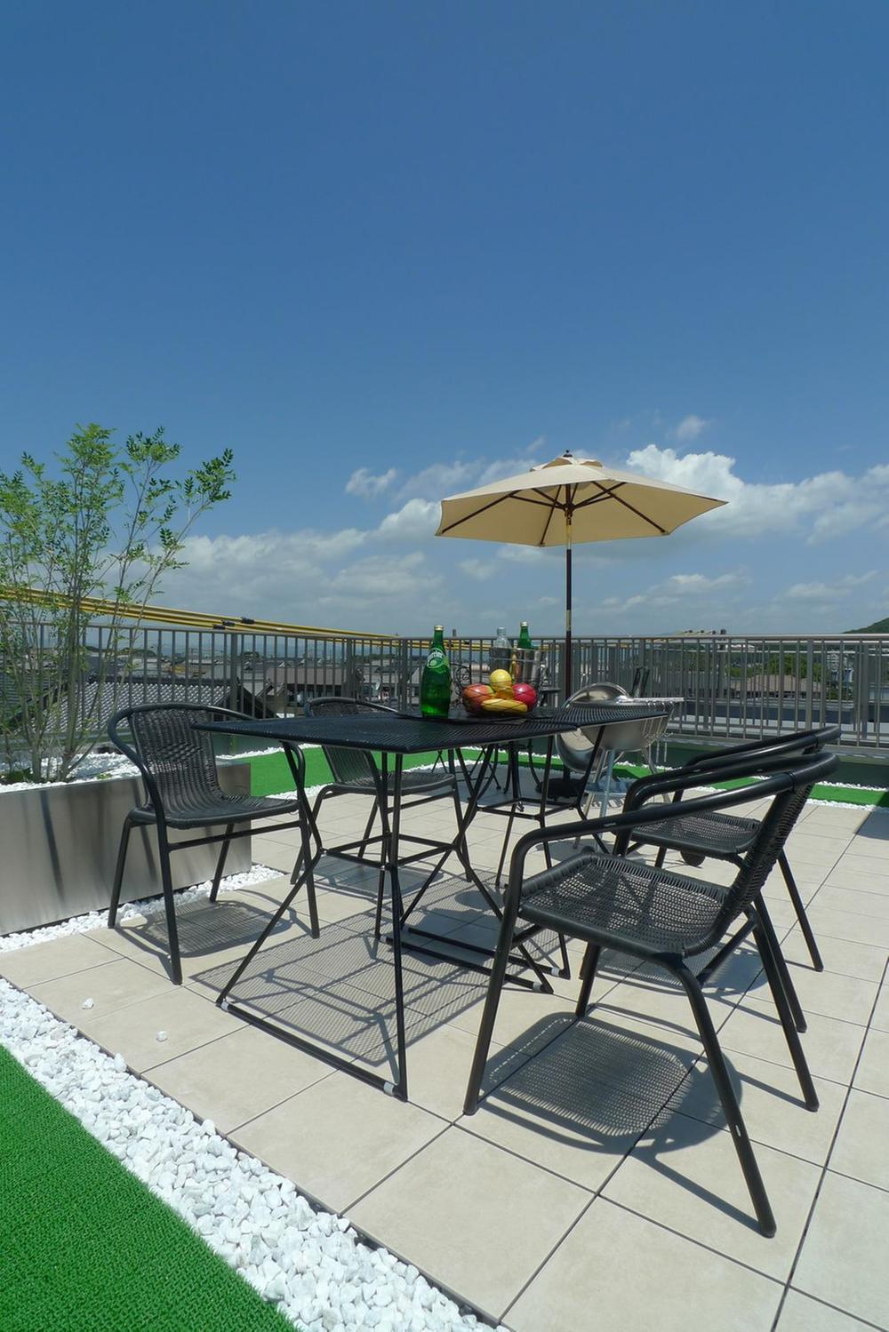 Same specifications photos (Other introspection). Rooftop balcony Same specifications Photos