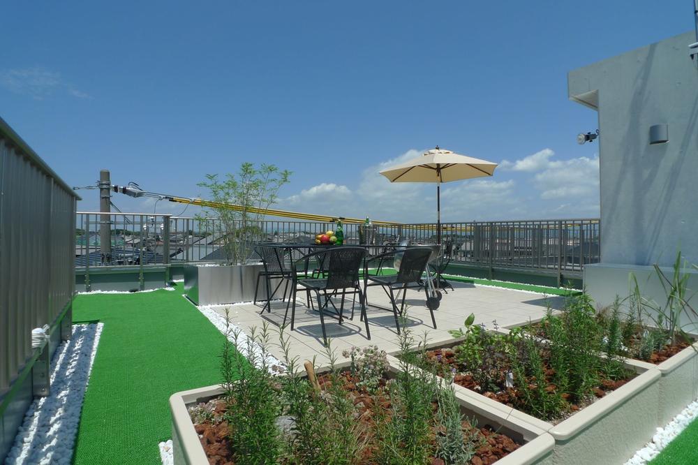 Same specifications photos (Other introspection). Rooftop balcony Same specifications Photos