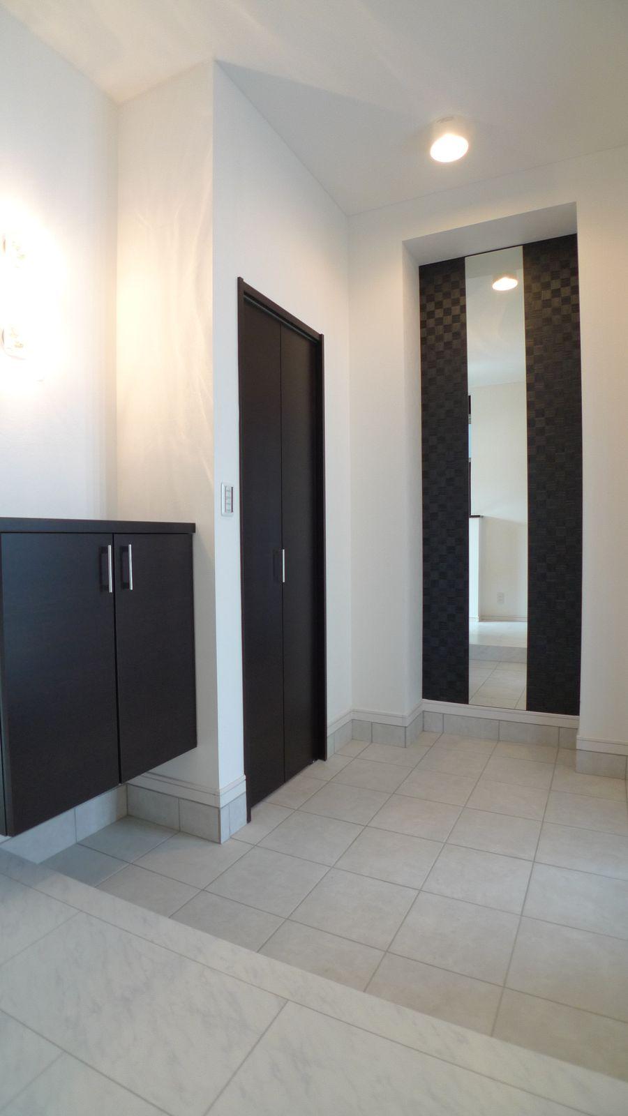 Same specifications photos (Other introspection). Entrance Same specifications Photos