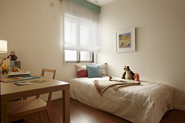 Interior.  [bedroom] Such as the children's room and hobby room, Western-style can variety of use ( ※ )