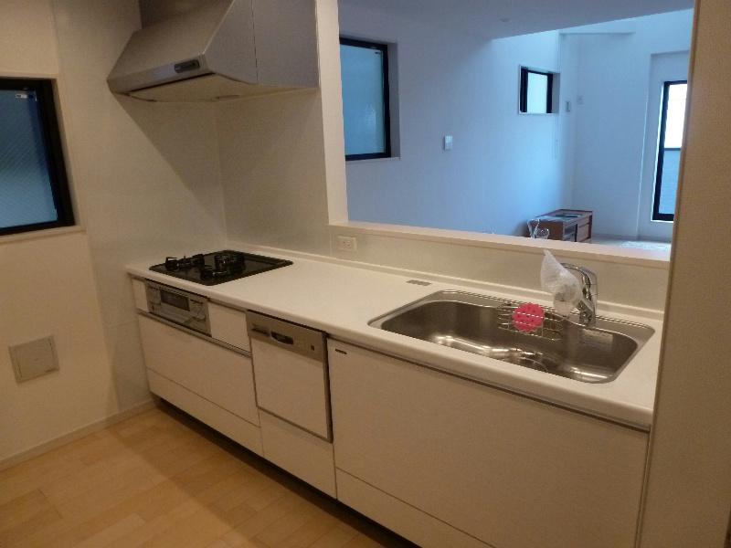 Kitchen. 12 / 10 local shooting