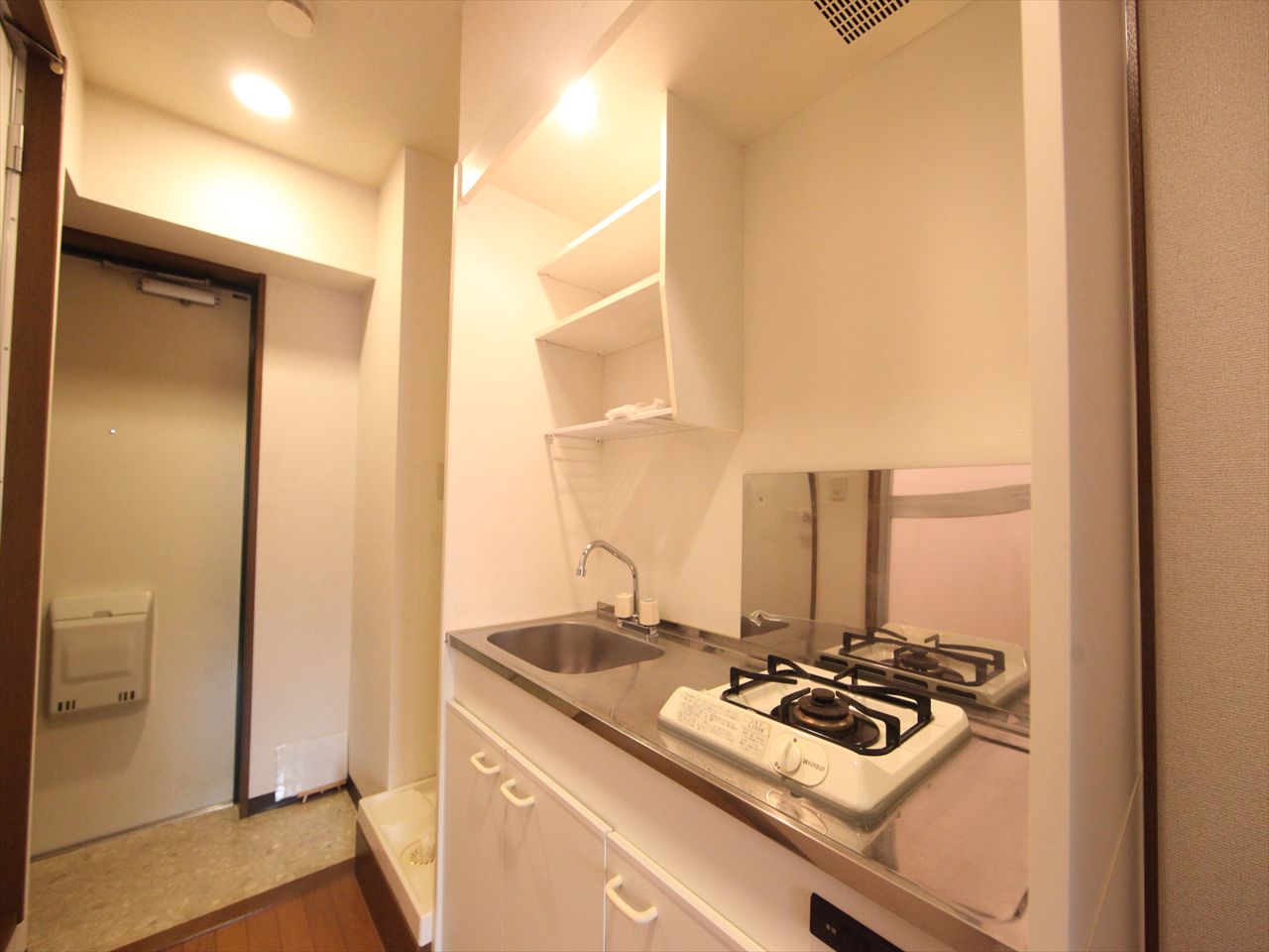 Kitchen. Kitchen (1 lot gas stoves installed Allowed) Refrigerator ・ Microwave oven, etc. available OK