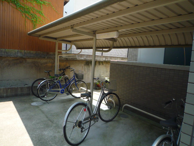 Other common areas.  ☆ Bicycle-parking space ☆