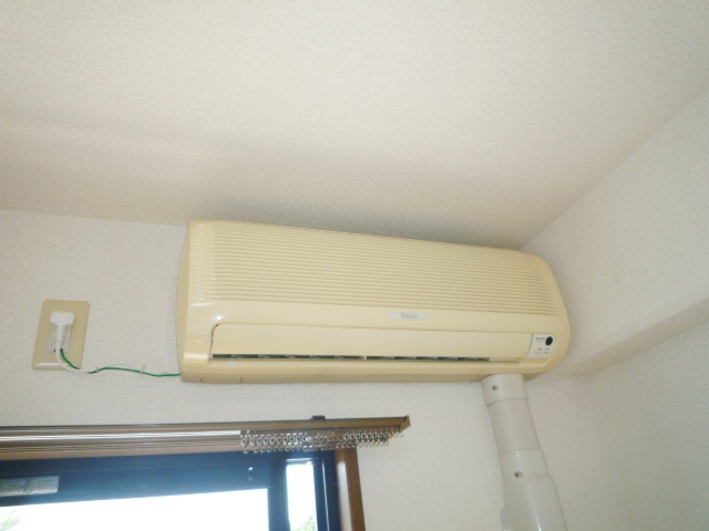 Other Equipment.  ☆ Air conditioning ☆