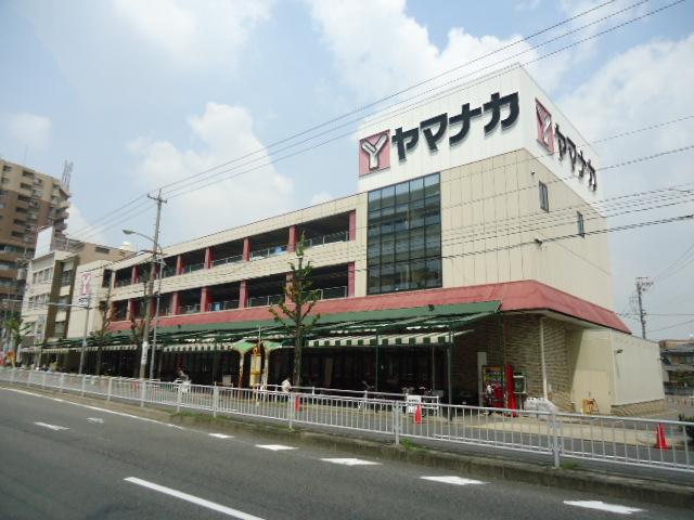 Other. Yamanaka Yasuda store (10 minute walk)