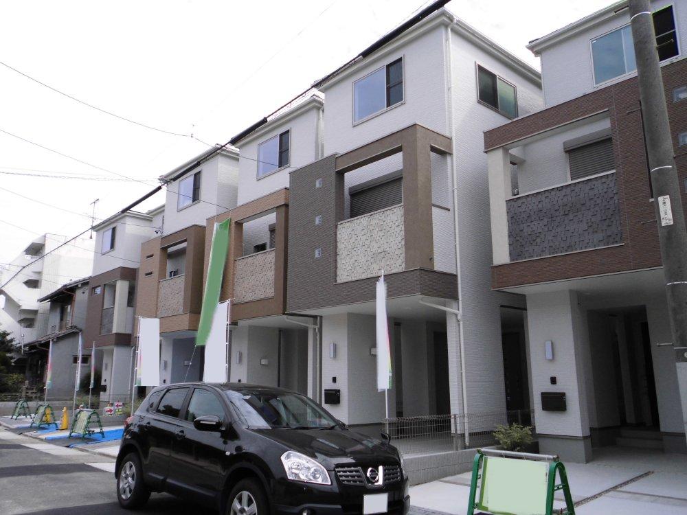 Local appearance photo. Set (September 2013) Shooting