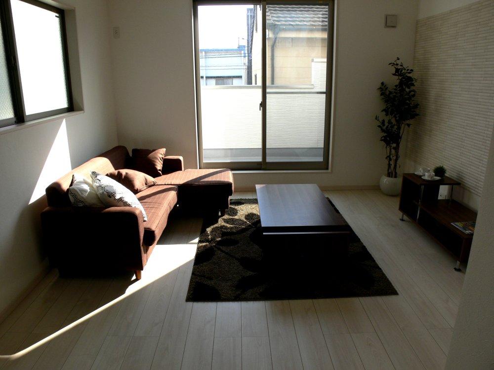 Living. E Building room (November 2013) Shooting